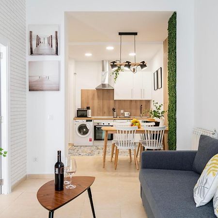 For You Rentals Elegante Y Bonito Apartamento Temporal En El Corazon De Madrid Inf1C المظهر الخارجي الصورة
