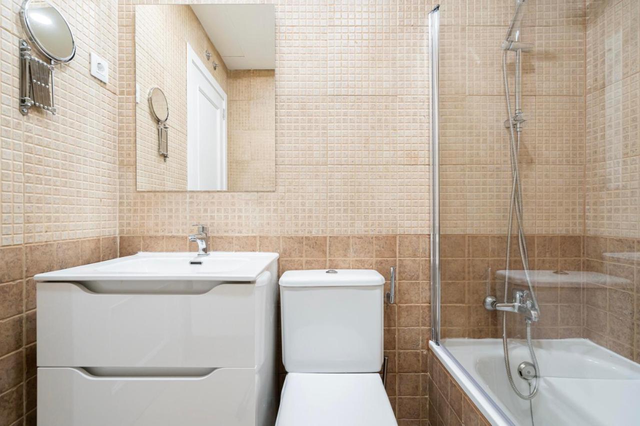 For You Rentals Elegante Y Bonito Apartamento Temporal En El Corazon De Madrid Inf1C المظهر الخارجي الصورة