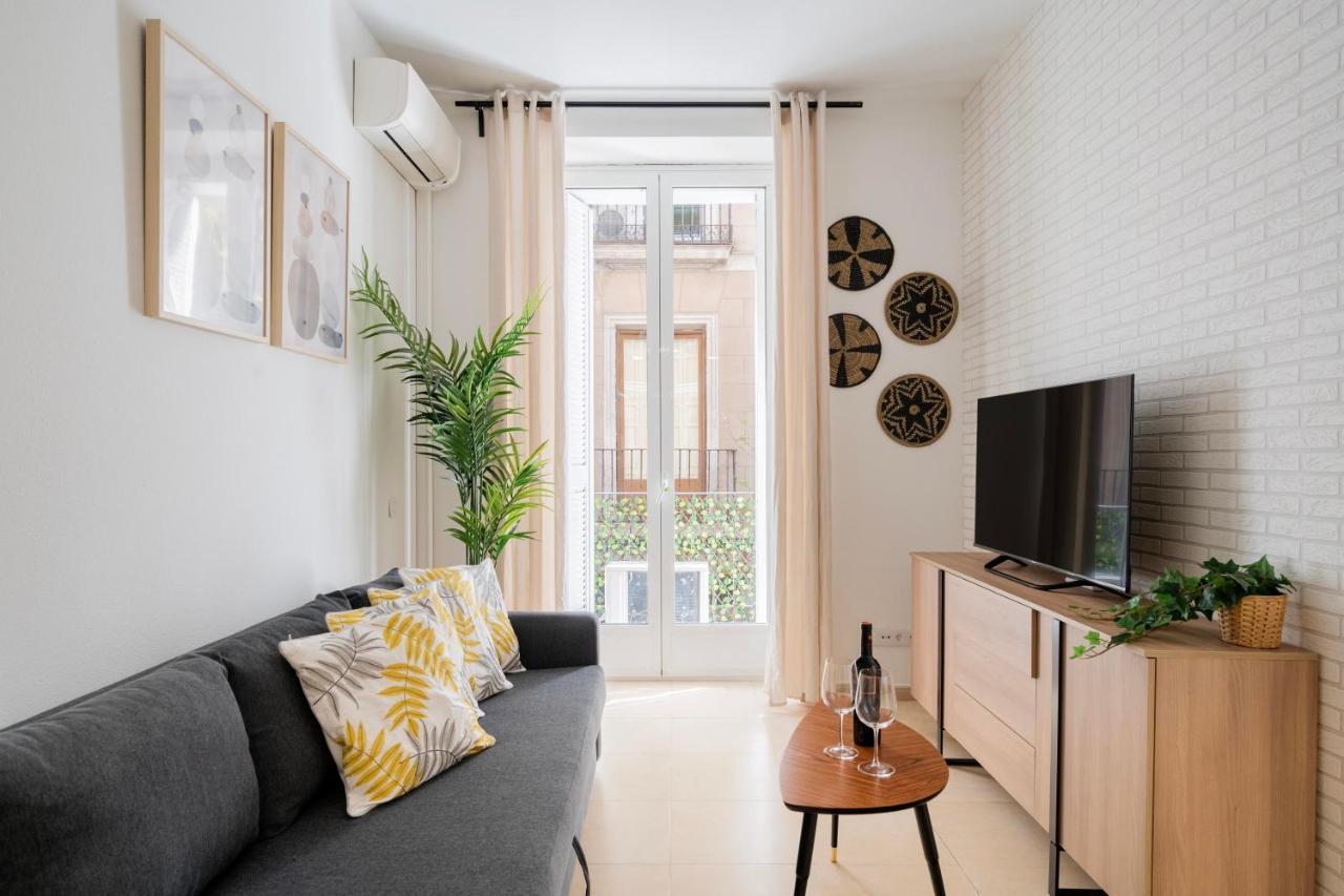 For You Rentals Elegante Y Bonito Apartamento Temporal En El Corazon De Madrid Inf1C المظهر الخارجي الصورة