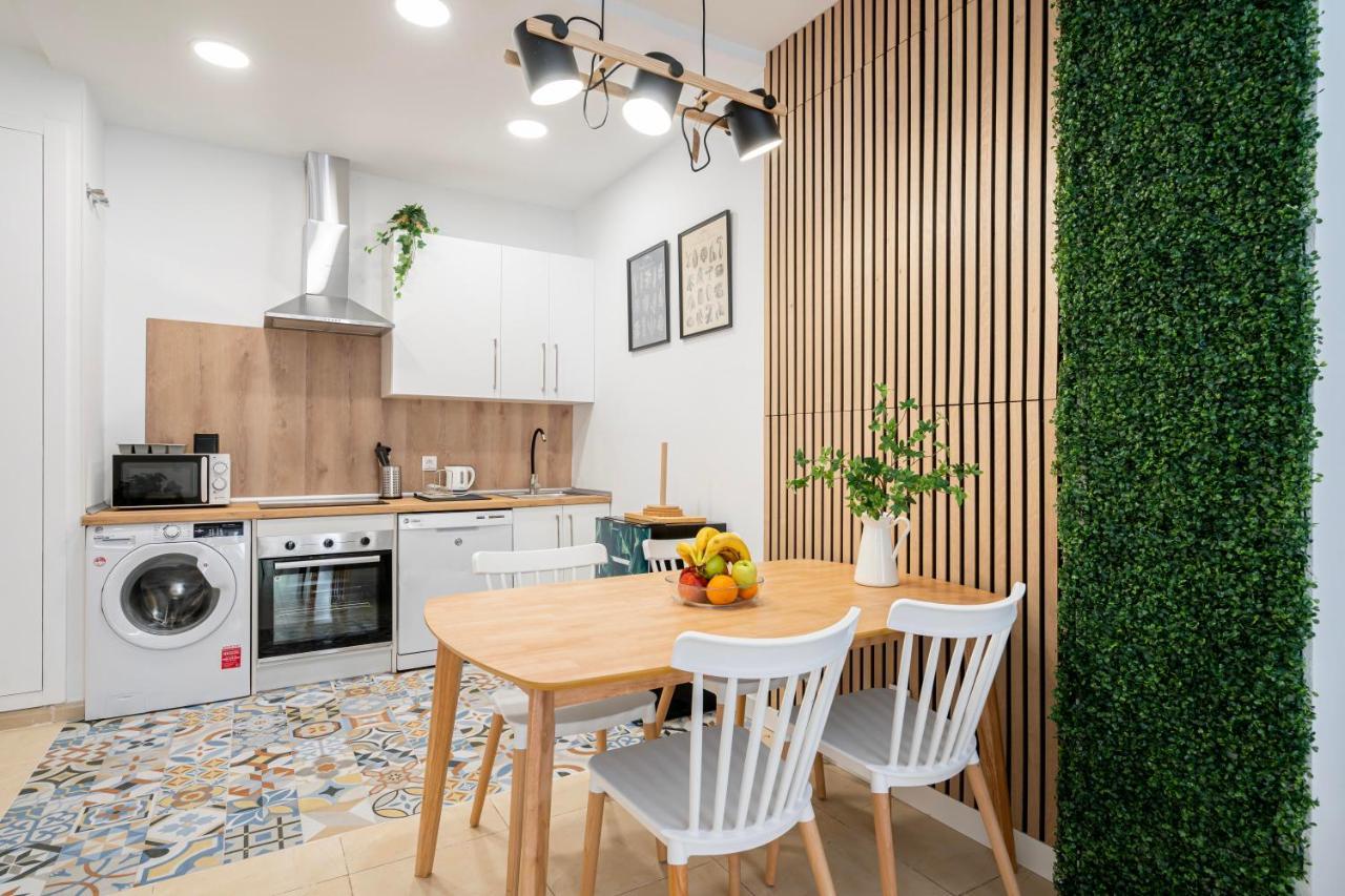 For You Rentals Elegante Y Bonito Apartamento Temporal En El Corazon De Madrid Inf1C المظهر الخارجي الصورة